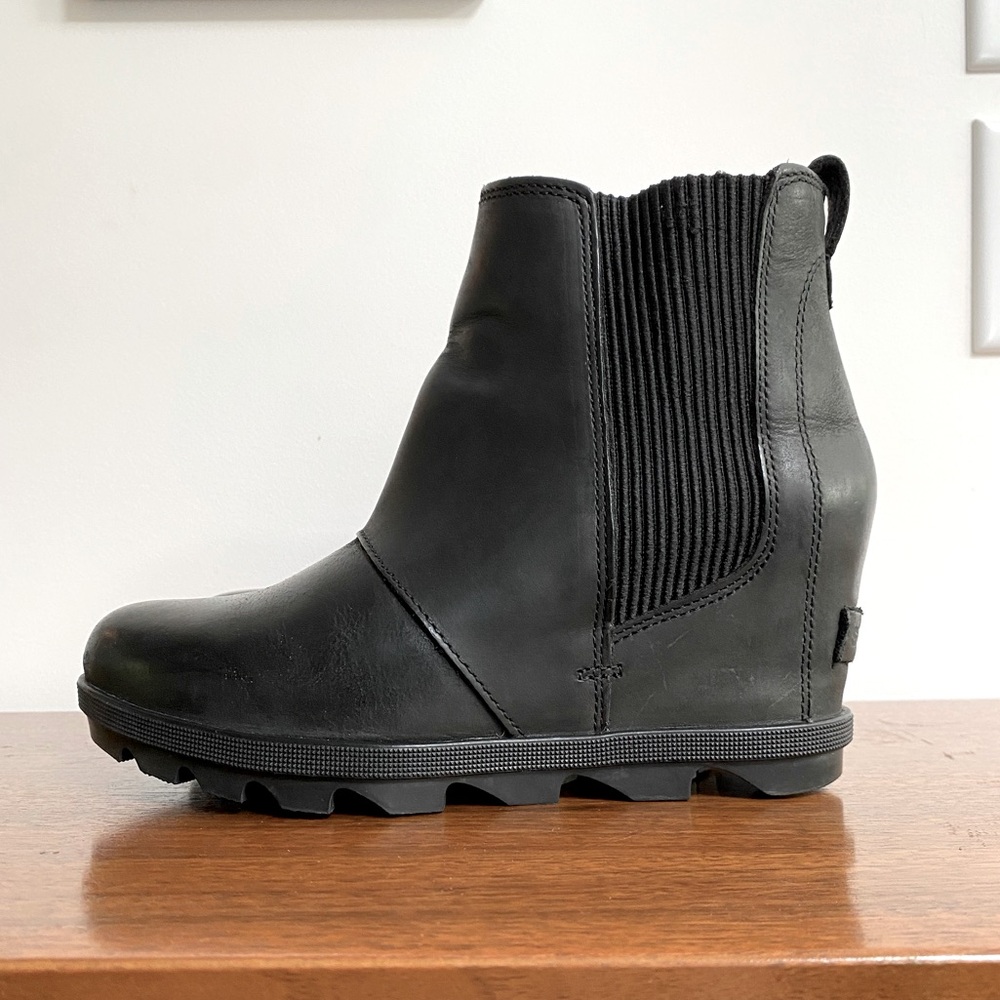 Sorel Joan of Arctic Wedge Boot Black Wedges Booties sz 7